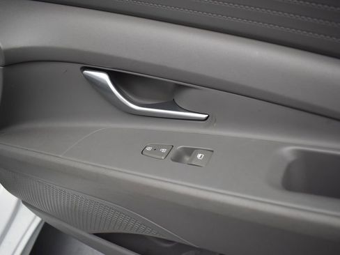 Used 2023 Hyundai Elantra SEL image 24