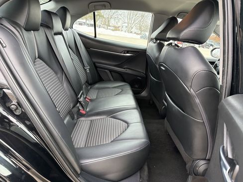 Used 2022 Toyota Camry SE image 21