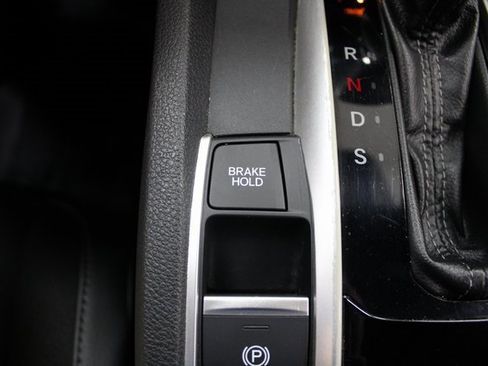 Used 2020 Honda Civic Sport image 34