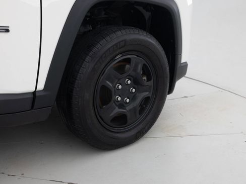 Used 2021 Jeep Compass Sport w/ Cold Weather Group AWD/4WD image 19