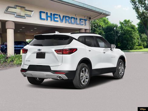 New 2026 Chevrolet Blazer LT w/ LPO, Black Sport Package FWD image 2