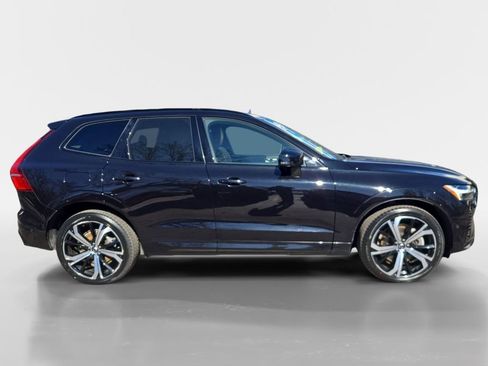 Certified 2023 Volvo XC60 T8 Ultimate w/ Protection Package Premier image 2