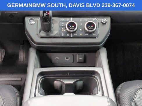 Used 2024 Land Rover Defender 110 X-Dynamic SE AWD/4WD image 20