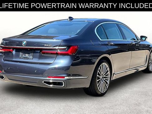 Used 2020 BMW 740i w/ Premium Package RWD image 2