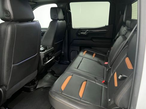 Used 2023 GMC Sierra 1500 AT4 w/ Technology Package image 48