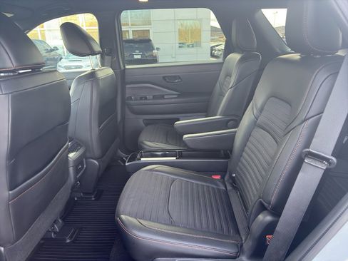 Used 2024 Nissan Pathfinder Rock Creek image 14