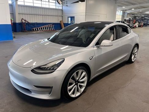Used 2018 Tesla Model 3 Long Range image 7