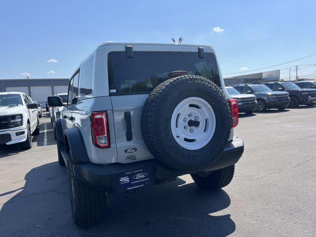 New 2026 Ford Bronco Heritage Edition AWD/4WD image 6