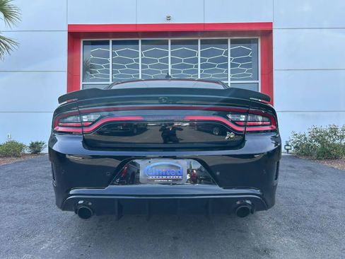 Used 2020 Dodge Charger Scat Pack image 5