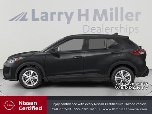 Certified 2025 Nissan Kicks Play S FWD image 3