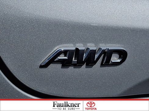 Certified 2024 Toyota Corolla LE AWD/4WD image 31