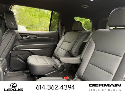 Used 2024 Chevrolet Traverse LT w/ Midnight/Sport Edition AWD/4WD image 14