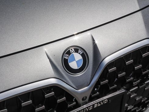 Used 2026 BMW 430i w/ Parking Assistance Package image 11