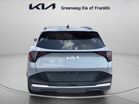 New 2026 Kia Sportage EX w/ EX Panorama Roof Package FWD image 6