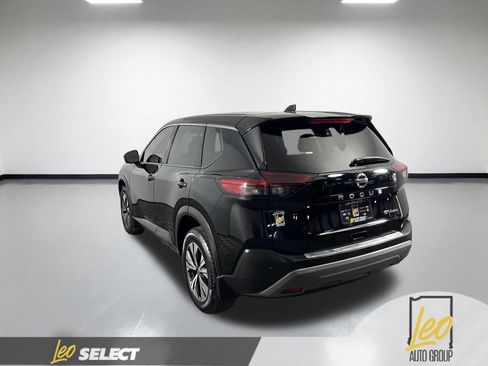 Used 2021 Nissan Rogue SV AWD/4WD image 7