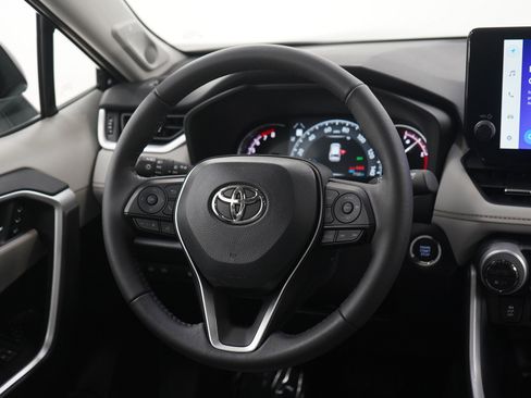 Used 2025 Toyota RAV4 XLE Premium w/ Weather Package AWD/4WD image 14
