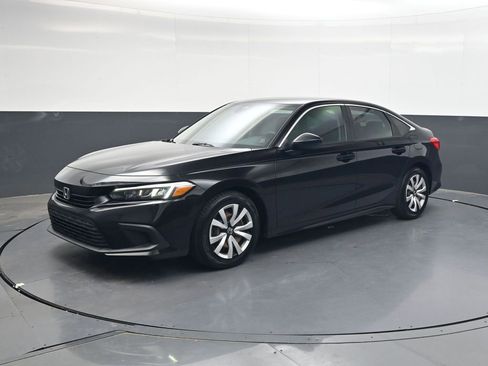 Used 2023 Honda Civic LX image 8