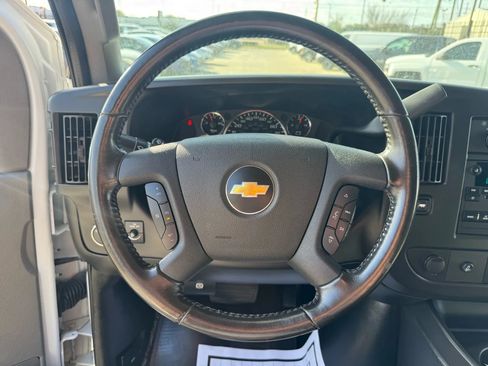 Used 2020 Chevrolet Express 3500 LS image 43