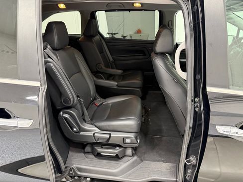 Used 2023 Honda Odyssey EX-L image 29
