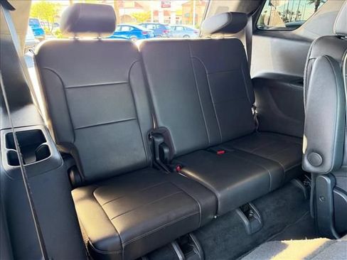 Certified 2023 Chevrolet Traverse Premier w/ Redline Edition FWD image 11