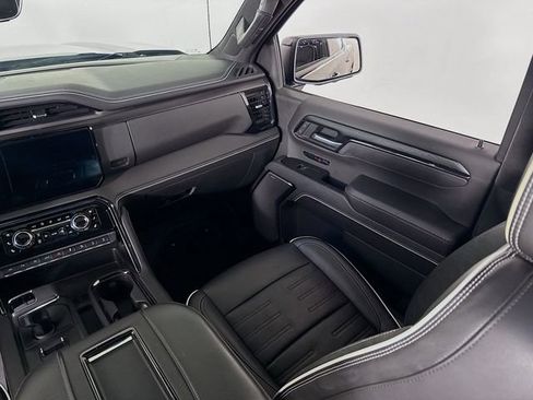 Used 2022 GMC Sierra 1500 AT4X image 25