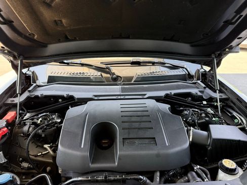 Used 2023 Land Rover Defender 130 First Edition image 76