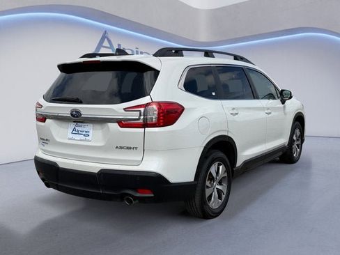 Used 2025 Subaru Ascent Premium AWD/4WD image 5