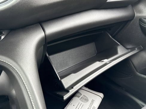 Used 2022 Buick Envision Preferred image 38