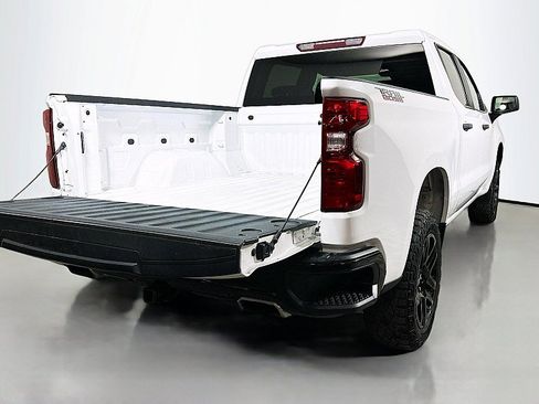 Used 2022 Chevrolet Silverado 1500 Custom Trail Boss AWD/4WD image 22