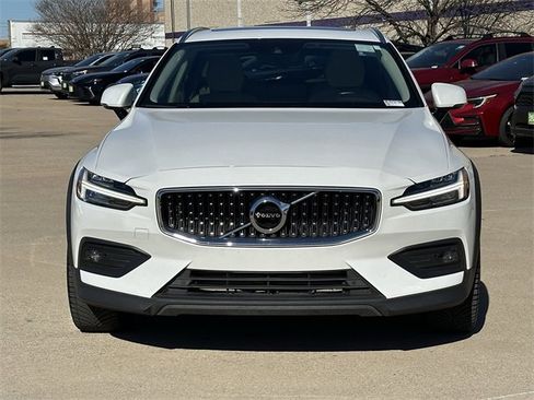 Used 2021 Volvo V60 T5 Cross Country w/ Climate Package image 7