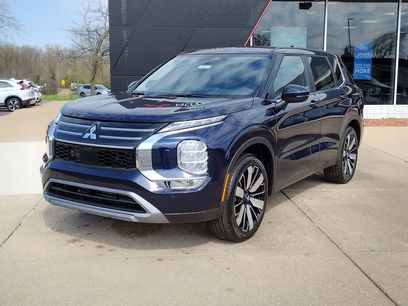 New 2026 Mitsubishi Outlander SE