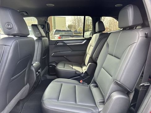 New 2026 GMC Acadia Elevation w/ Super Cruise Package FWD image 9