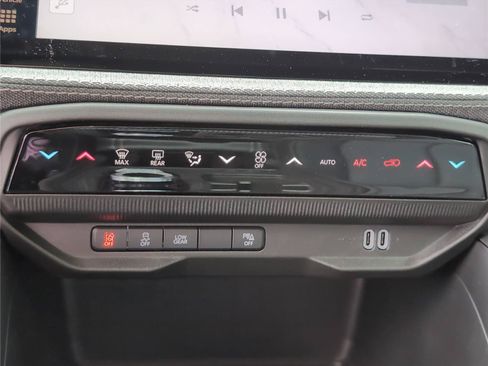 New 2026 Jeep Cherokee Laredo AWD/4WD image 24
