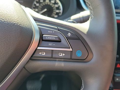 Used 2025 INFINITI QX50 Sport AWD/4WD image 19