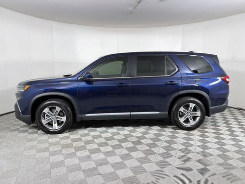 Certified 2025 Honda Pilot EX-L image 2