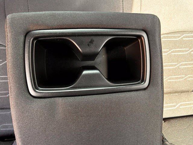 Used 2021 Toyota RAV4 SE w/ Weather & Moonroof Package AWD/4WD image 32