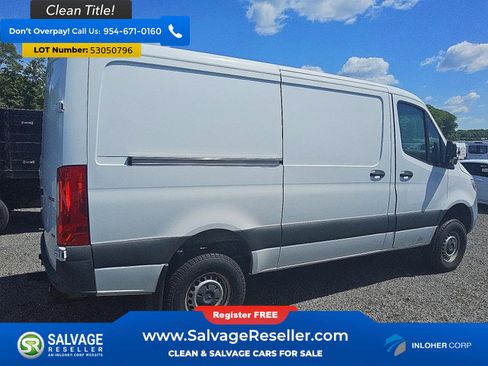 Used 2020 Mercedes-Benz Sprinter 2500 image 4