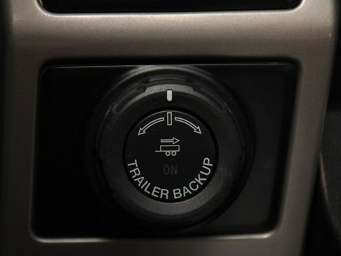 Used 2016 Ford F150 Lariat w/ Equipment Group 502A Luxury AWD/4WD image 34