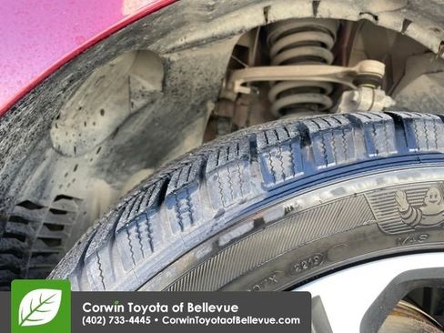 Used 2017 Jaguar F-PACE S image 28