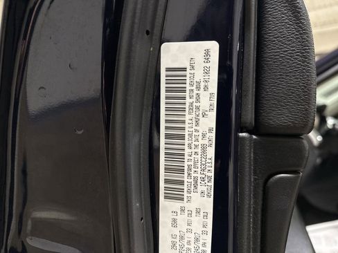 Used 2012 Jeep Grand Cherokee Laredo w/ Laredo E Group AWD/4WD image 26