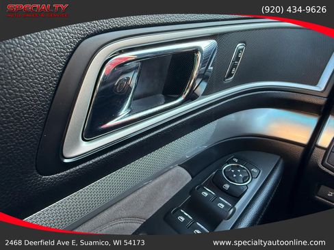 Used 2017 Ford Explorer XLT w/ Equipment Group 202A image 33