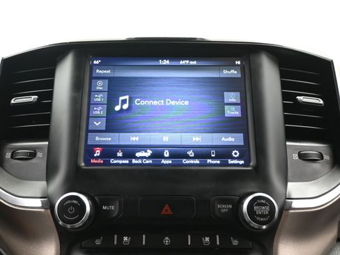 Used 2019 RAM 1500 Laramie w/ Sport Appearance Package image 33