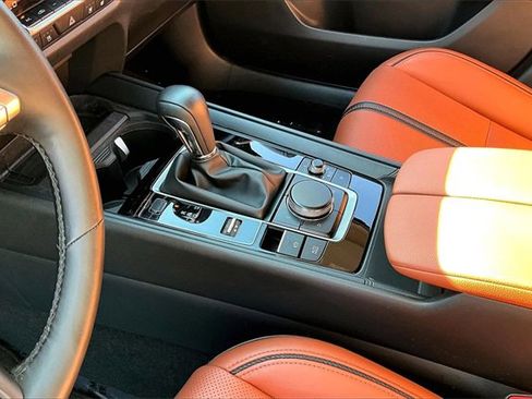 Used 2024 MAZDA CX-50 AWD 2.5 Turbo w/ Cargo Package image 18