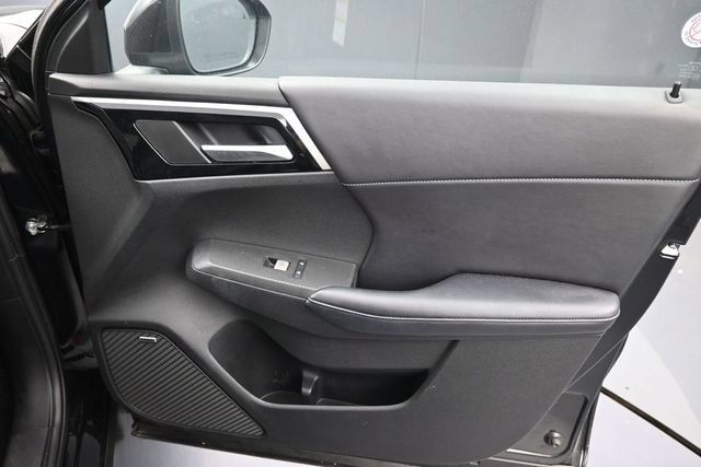 Used 2025 Mitsubishi Outlander SE FWD image 28