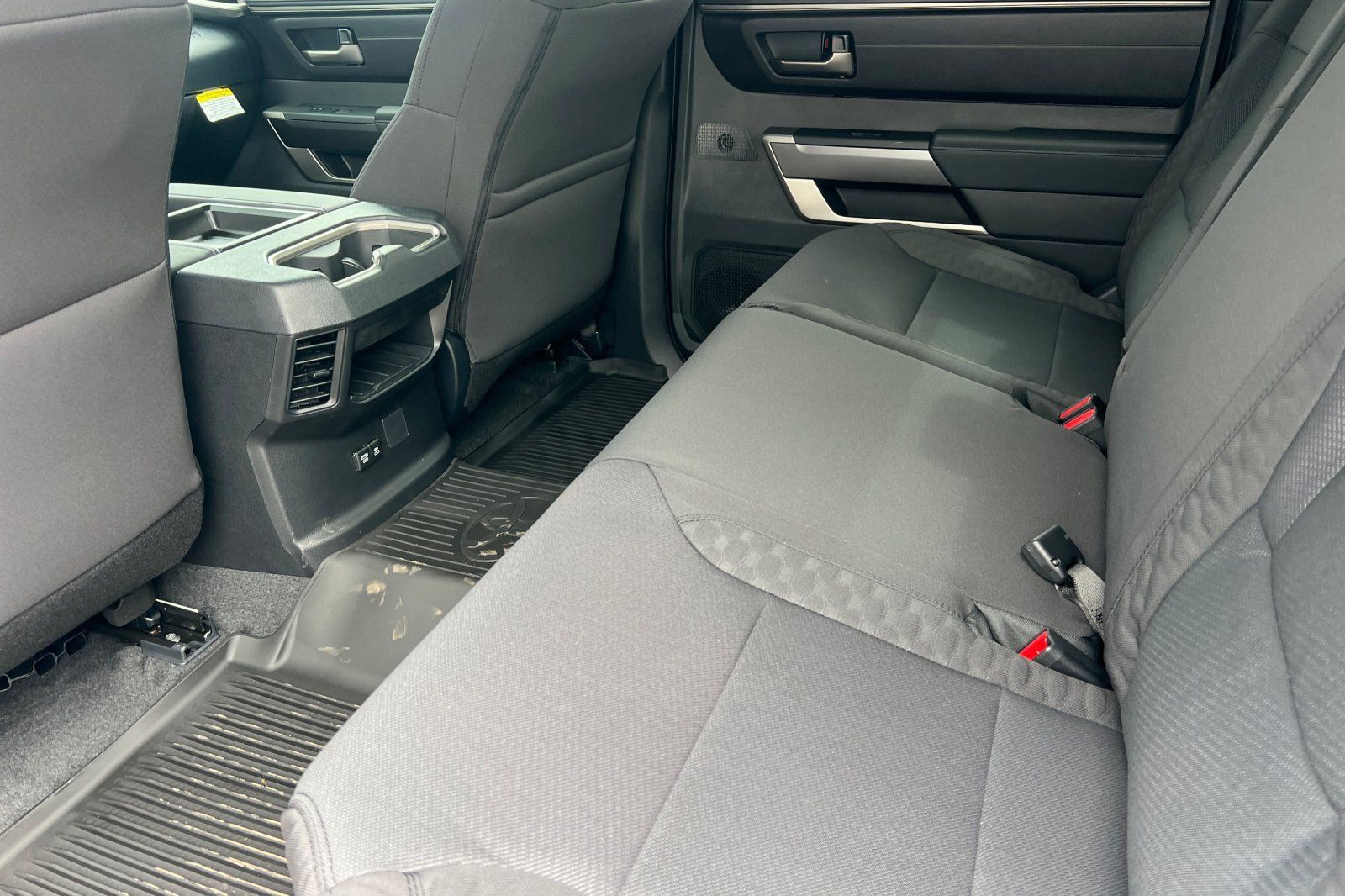 New 2026 Toyota Tundra SR5 w/ TRD Off-Road Package AWD/4WD image 9