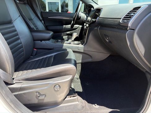 Used 2020 Jeep Grand Cherokee Limited X AWD/4WD image 32