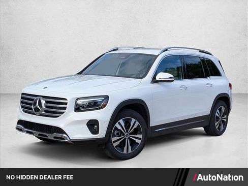 Used 2025 Mercedes-Benz GLB 250 image 1