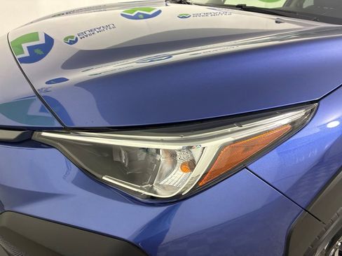 Used 2025 Subaru Crosstrek 2.0i Premium image 31