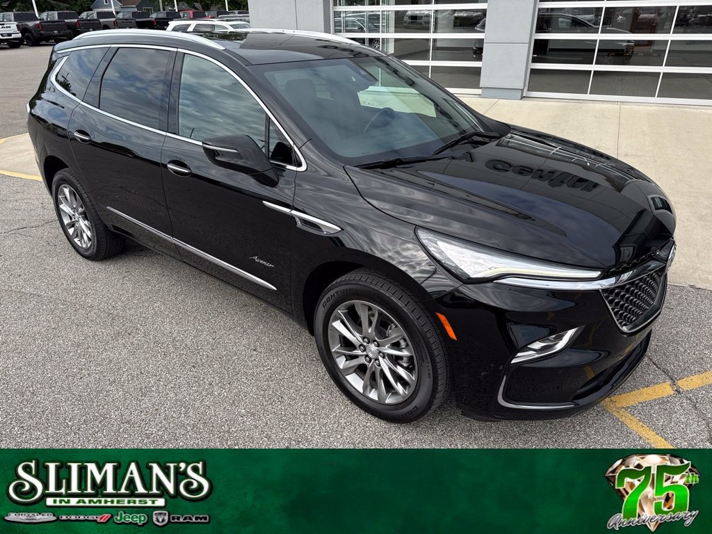 Used 2022 Buick Enclave Avenir w/ Avenir Technology Package AWD/4WD image 1
