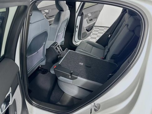 Used 2024 Polestar Polestar 2 w/ Pilot Pack image 34